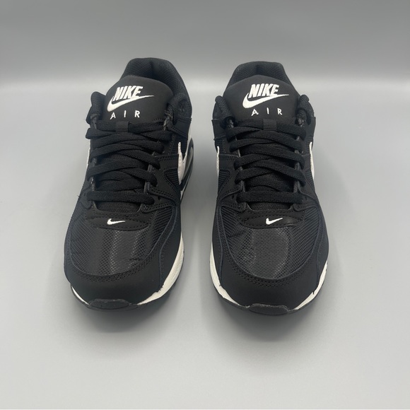 NIKE Air Max Command Women's Running Shoe Black White - Picture 5 of 14